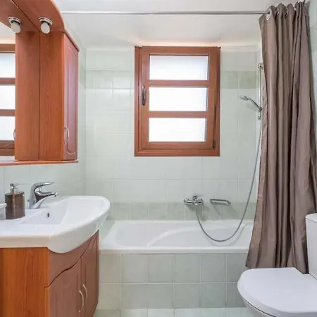 Sleeps 4 Pool Air Con Wifi Вилла Линдос